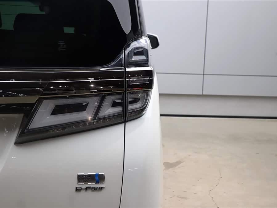 Toyota Vellfire 2023 #29 Toyota Vellfire 2023 صورة سيارة #29