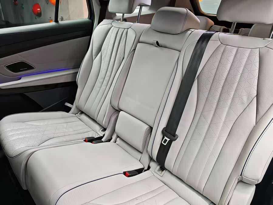 Volkswagen ID.6 X 2022 #29 Volkswagen ID.6 X 2022 car image #29