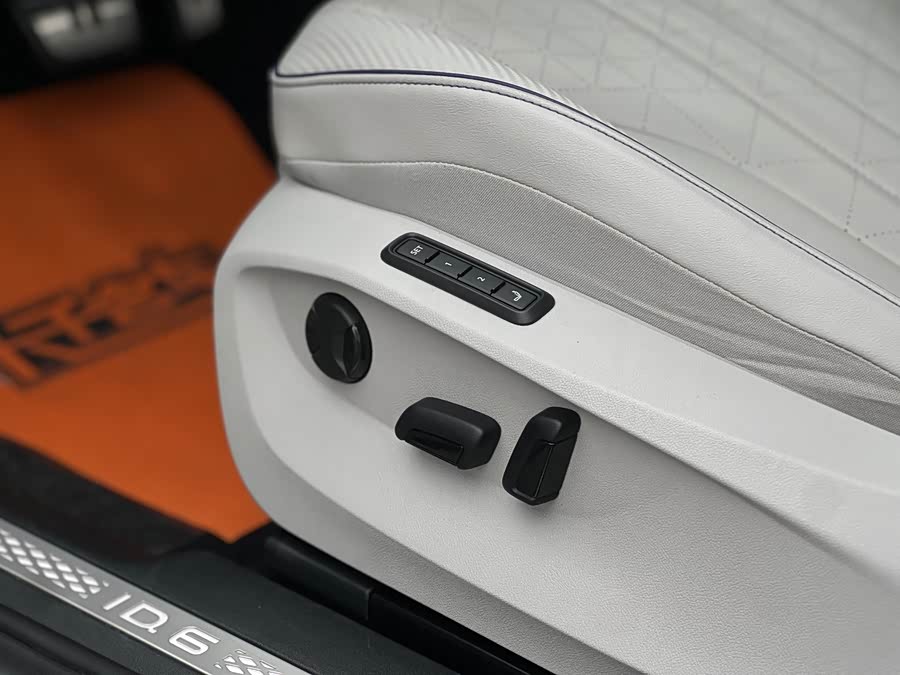 Volkswagen ID.6 X 2021 #29 Volkswagen ID.6 X 2021 car image #29