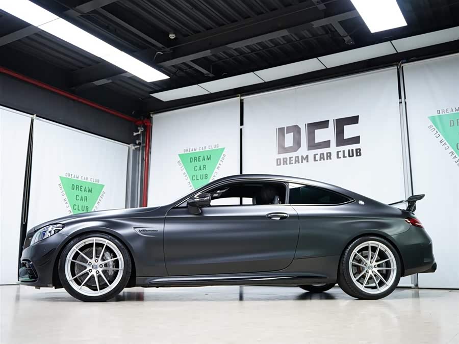 Mercedes-Benz C AMG 2021 car image #29