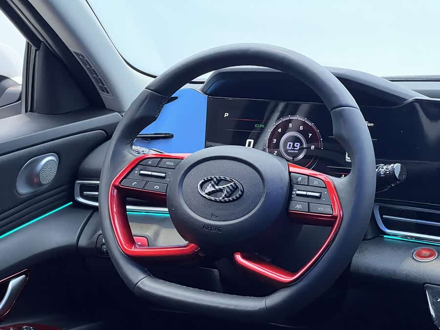 Hyundai Elantra 2022 car image #29