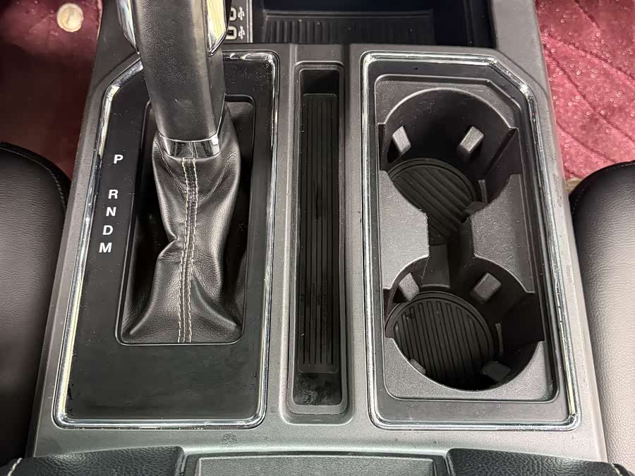 Ford Edge 2021 car image #29