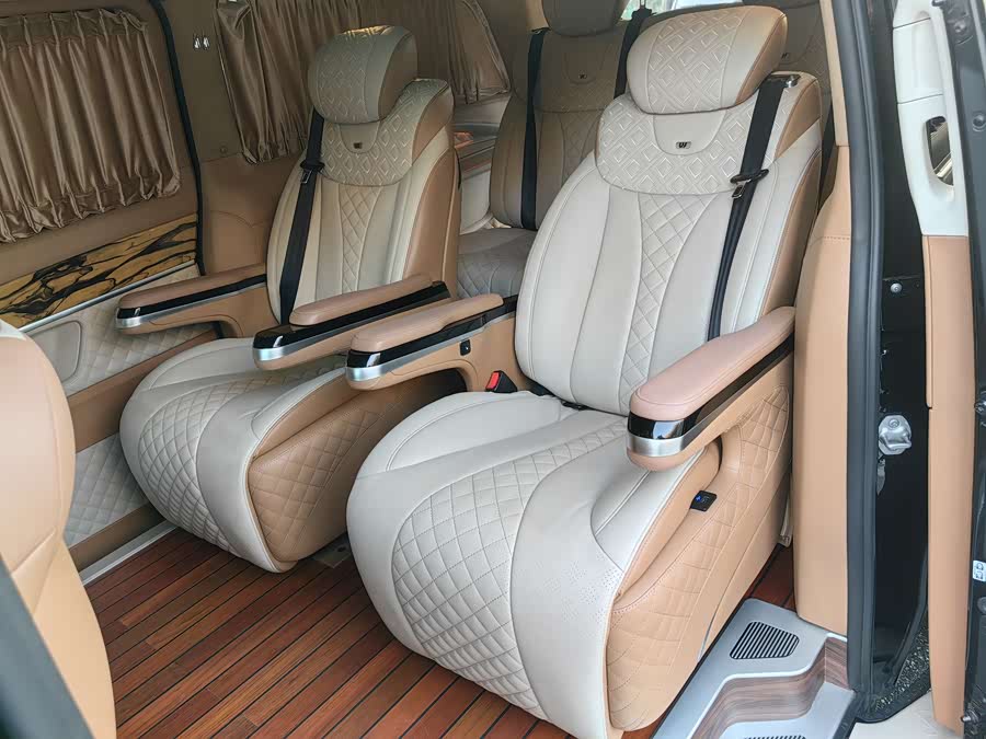 Mercedes-Benz V Class 2020 #29 Mercedes-Benz V Class 2020 car image #29