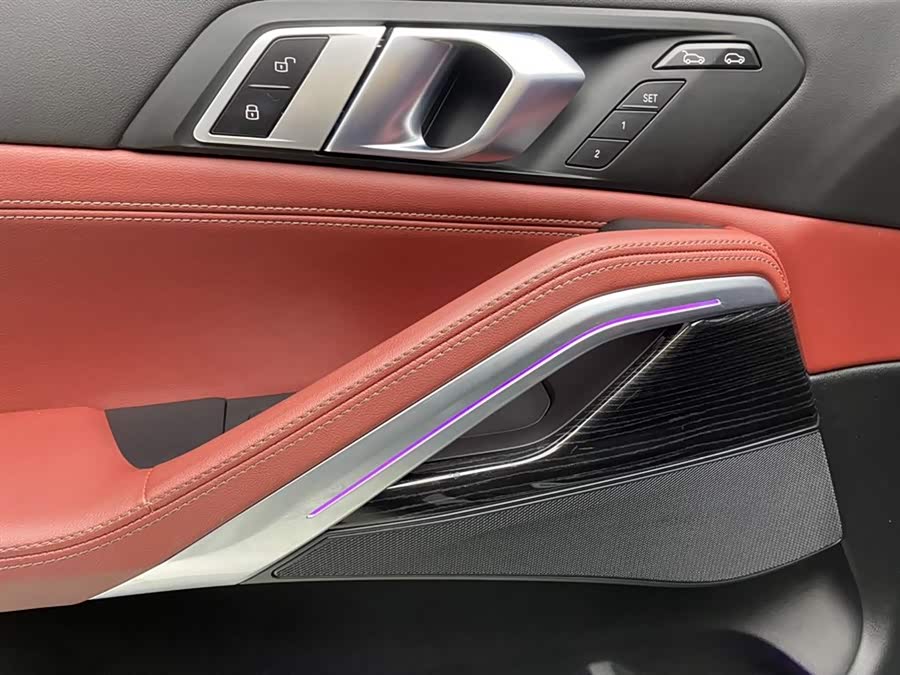 BMW X6 2024 immagine di auto #29