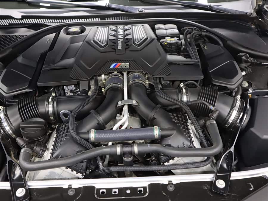 BMW M8 2021 car image #29