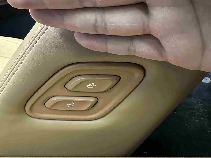GAC Trumpchi ES9 2023 #29 GAC Trumpchi ES9 2023 car image #29