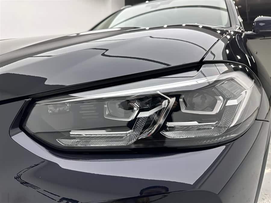 BMW X3 2023 car image #29