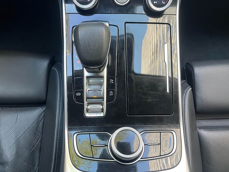 HongQi H9 2020 car image #29