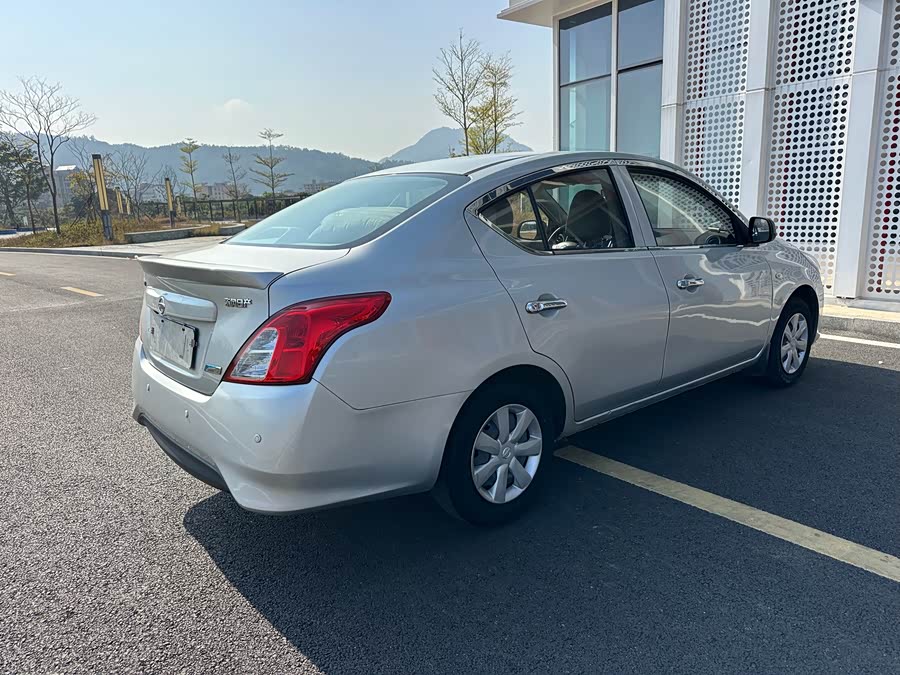 Nissan Sunny 2017 car image #29