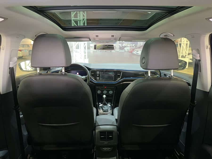 T-Roc 2020 car image #29