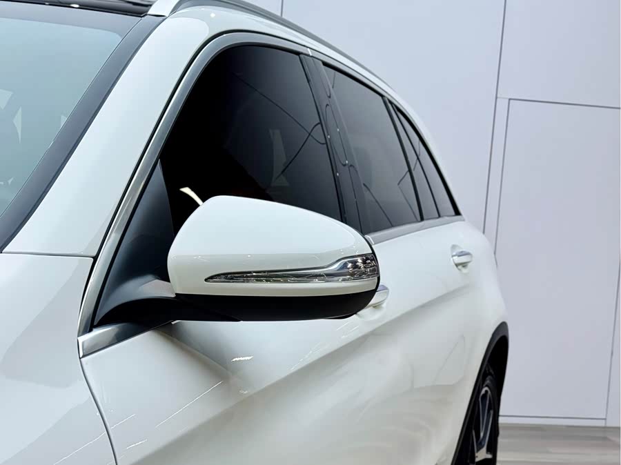 Mercedes-Benz GLC Class 2020 #29 Mercedes-Benz GLC Class 2020 car image #29