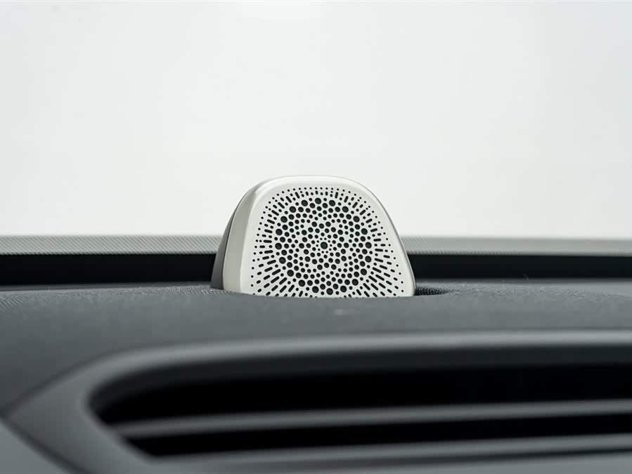 Zeekr 7X 2024 car image #29