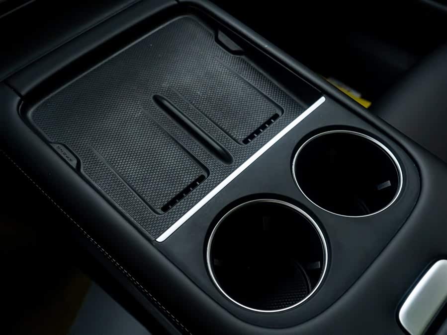 Xpeng G6 2025 immagine di auto #29