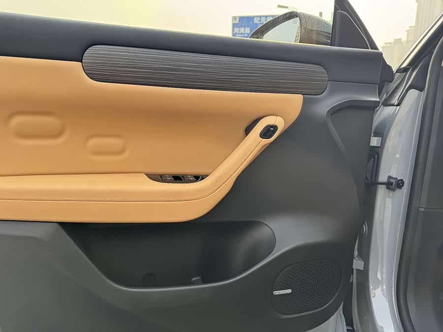Leapmotor C11 2025 #29 Leapmotor C11 2025 car image #29