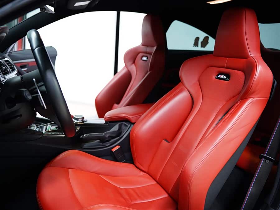 BMW M4 2019 car image #29