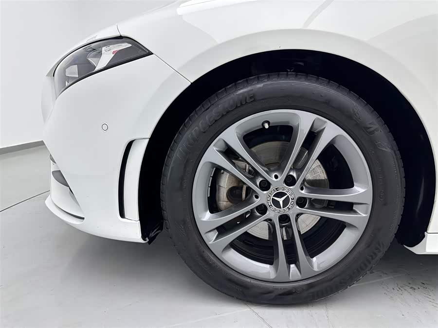 Mercedes-Benz A Class 2021 car image #29