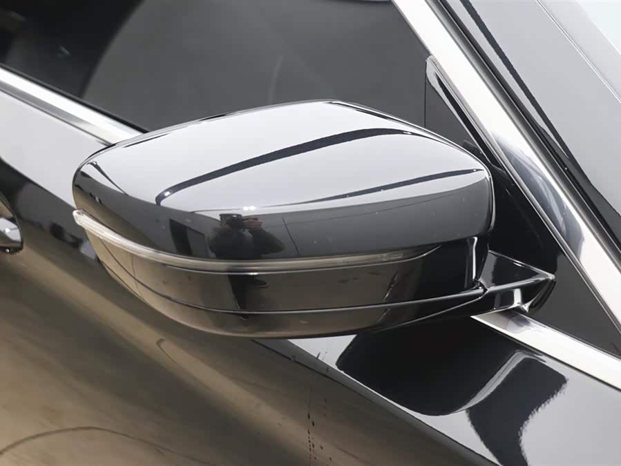 BMW 5 Series New Energy 2021 car image #29