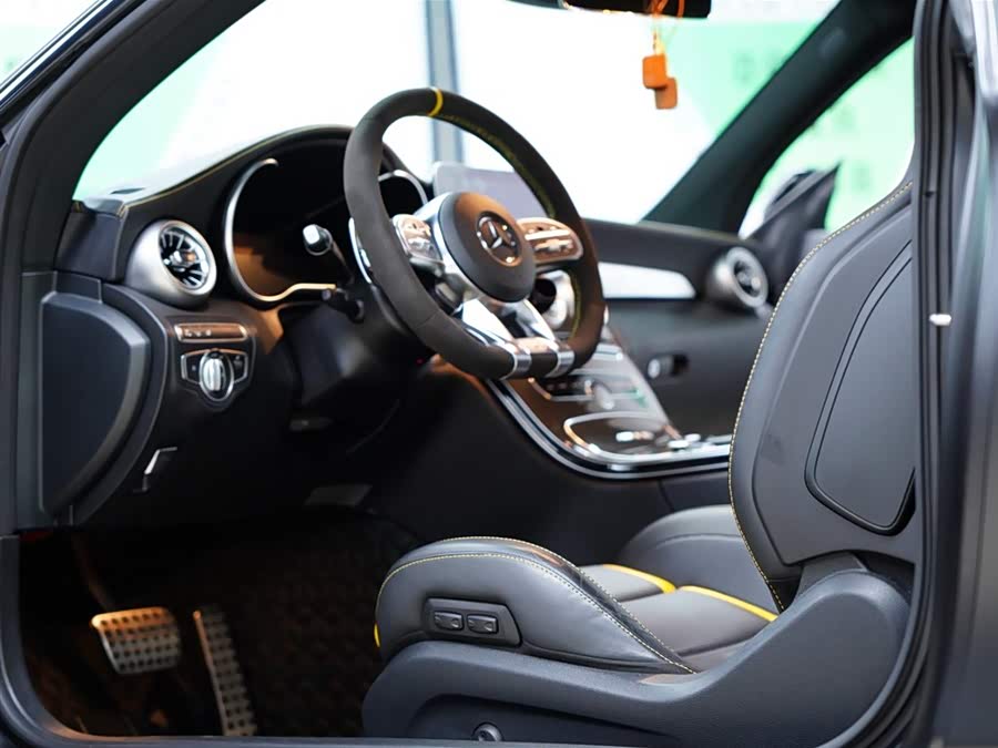 Mercedes-Benz C AMG 2021 #29 Mercedes-Benz C AMG 2021 صورة سيارة #29