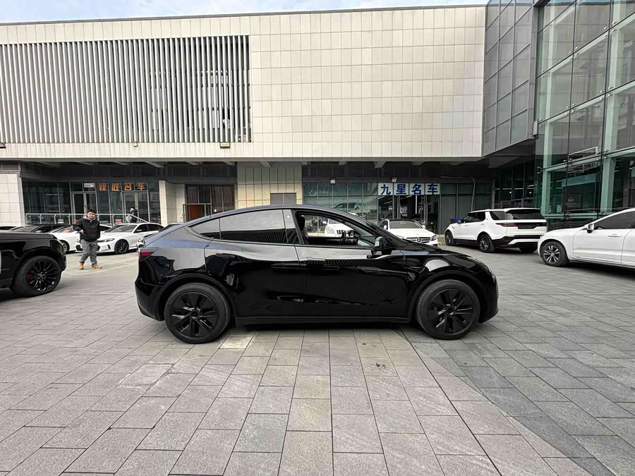 特斯拉 Model Y 2023 汽车图片 #29