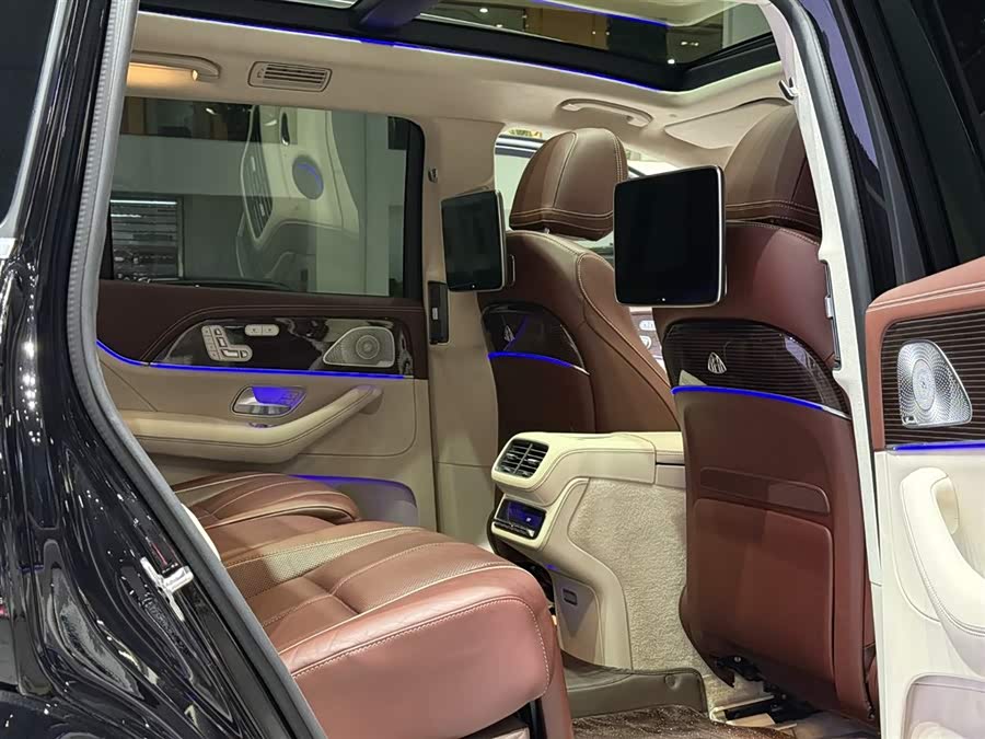 Mercedes-Benz Maybach GLS 2021 car image #29