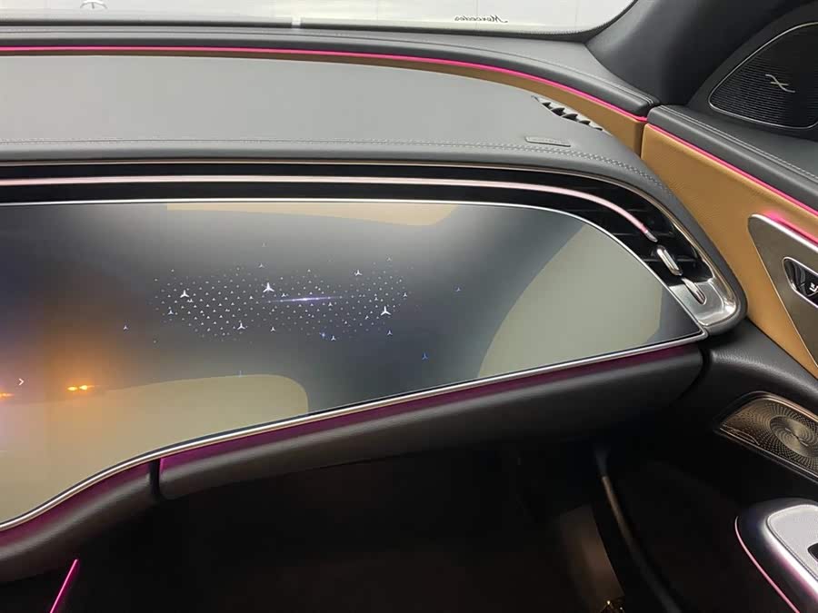 Mercedes-Benz E Class 2024 car image #29