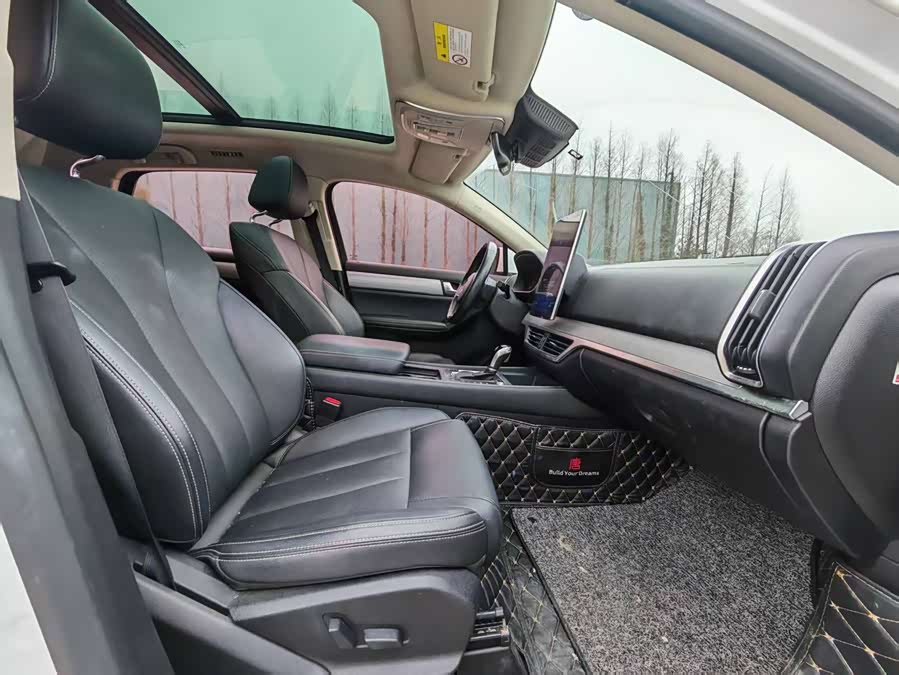 BYD Tang 2018 #29 BYD Tang 2018 car image #29