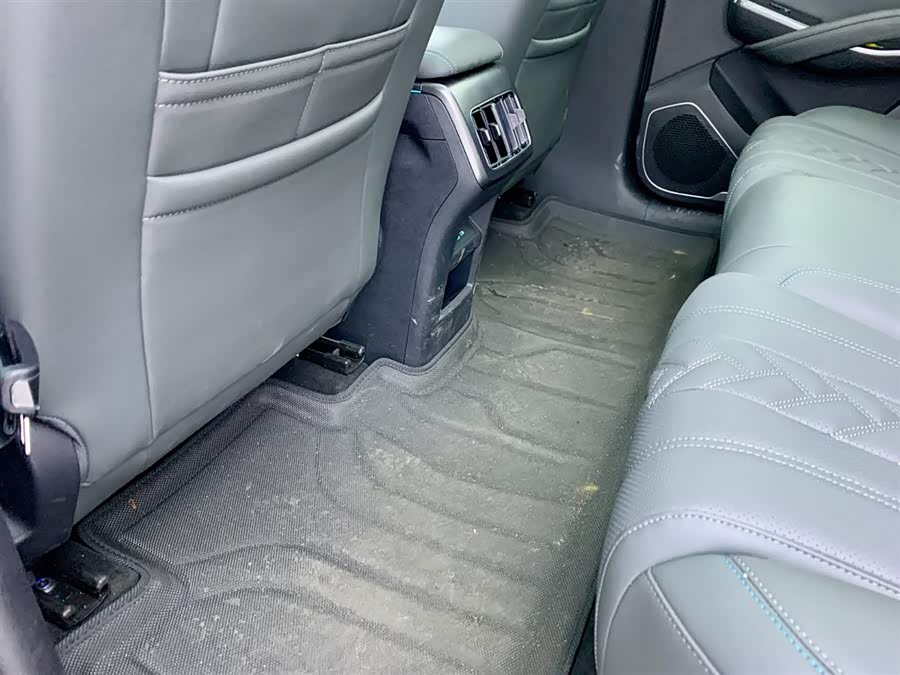 BYD SongL DM-i 2025 car image #29