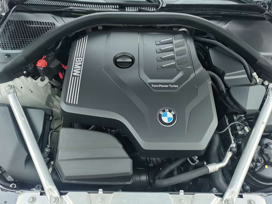 BMW 4 Series 2025 #29 BMW 4 Series 2025 immagine di auto #29