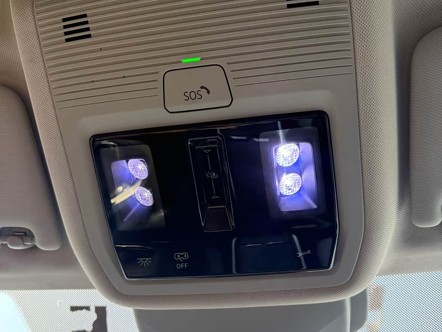 Volkswagen ID.6 Crozz 2024 immagine di auto #29