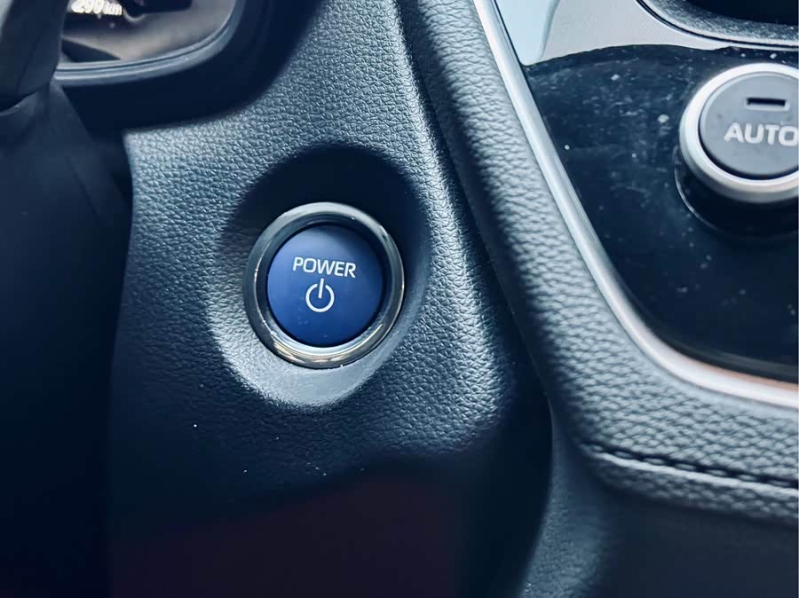 Toyota Corolla Cross 2024 immagine di auto #29