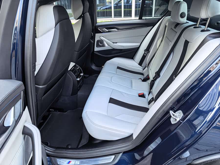 BMW M5 2023 #29 BMW M5 2023 car image #29