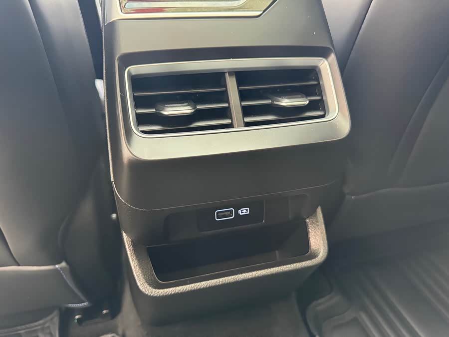 GEELY Preface 2024 #29 GEELY Preface 2024 car image #29