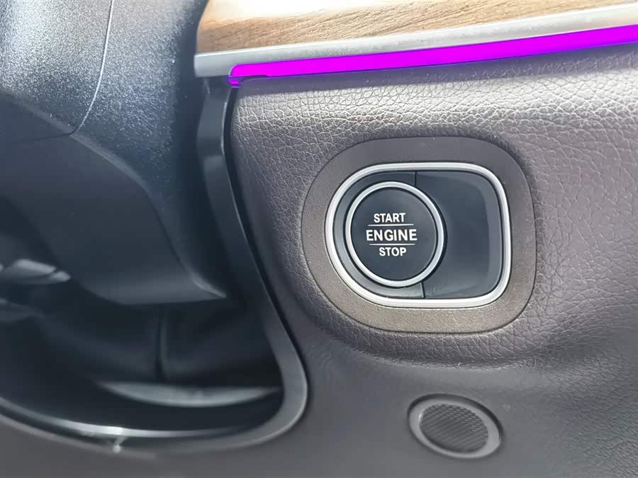 Mercedes-Benz GLE Class New Energy 2021 car image #29