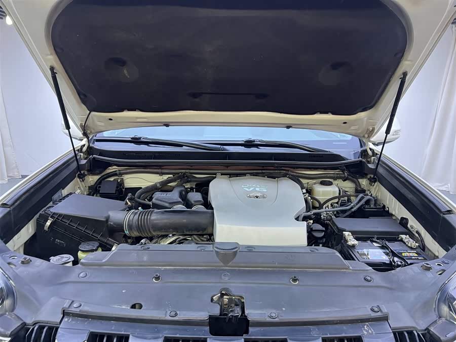 Toyota Land Cruiser Prado 2015 immagine di auto #29