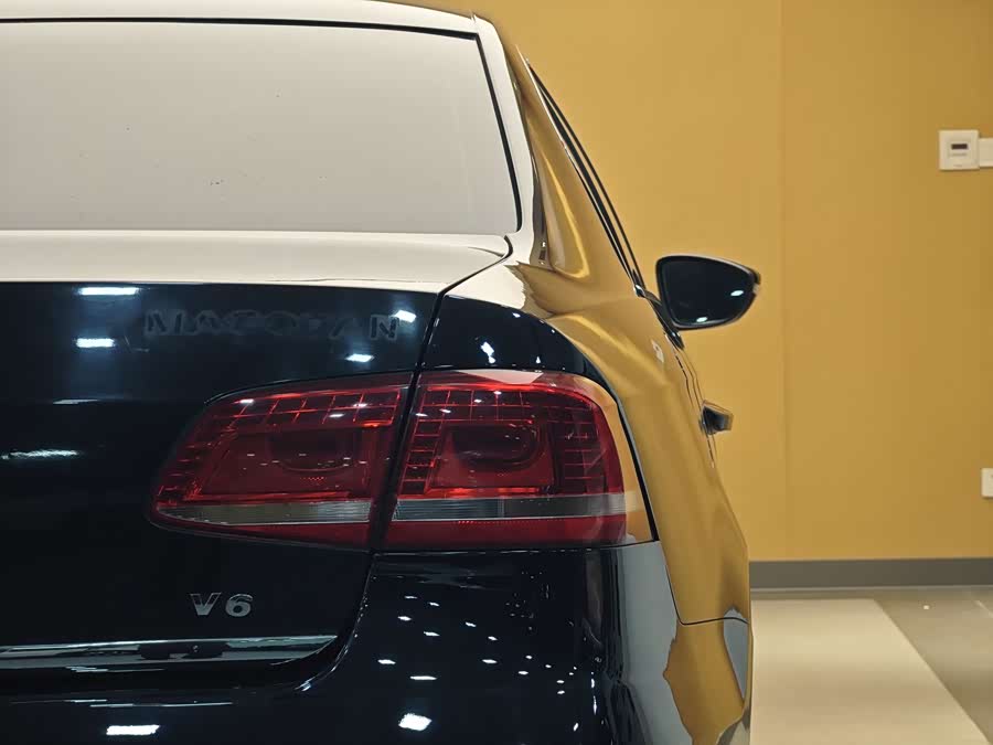 Volkswagen Magotan 2013 immagine di auto #29