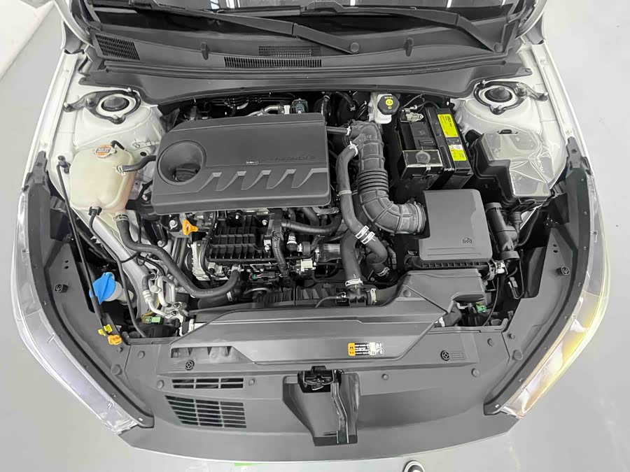 Hyundai Elantra 2023 car image #29