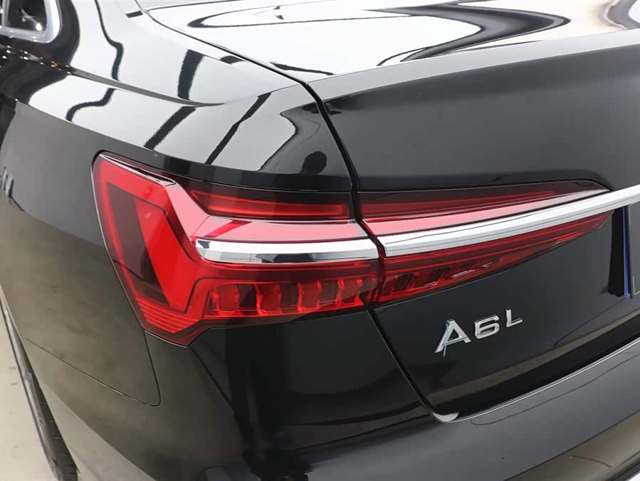 Audi A6L 2023 immagine di auto #29
