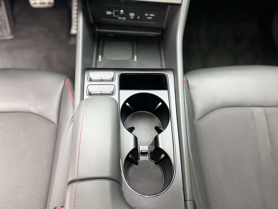 Hyundai Sonata 2024 car image #29