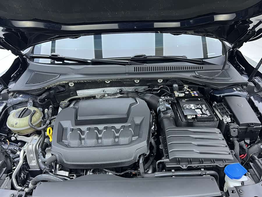 Volkswagen Passat 2024 immagine di auto #29
