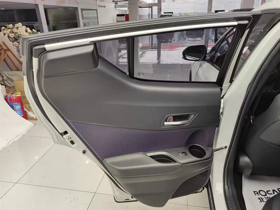 Toyota C-HR 2021 #29 Toyota C-HR 2021 immagine di auto #29