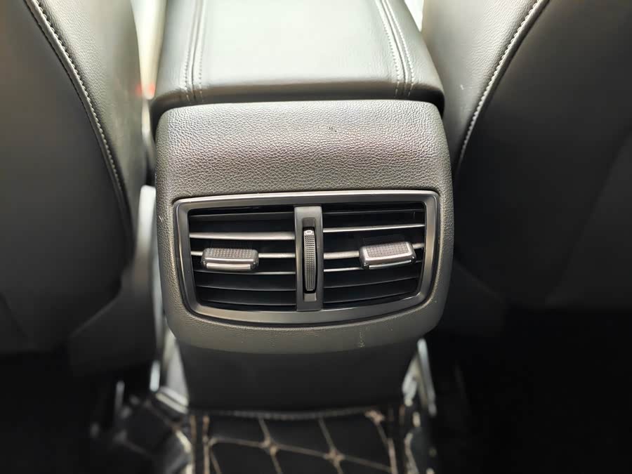 Chevrolet Malibu 2017 car image #29