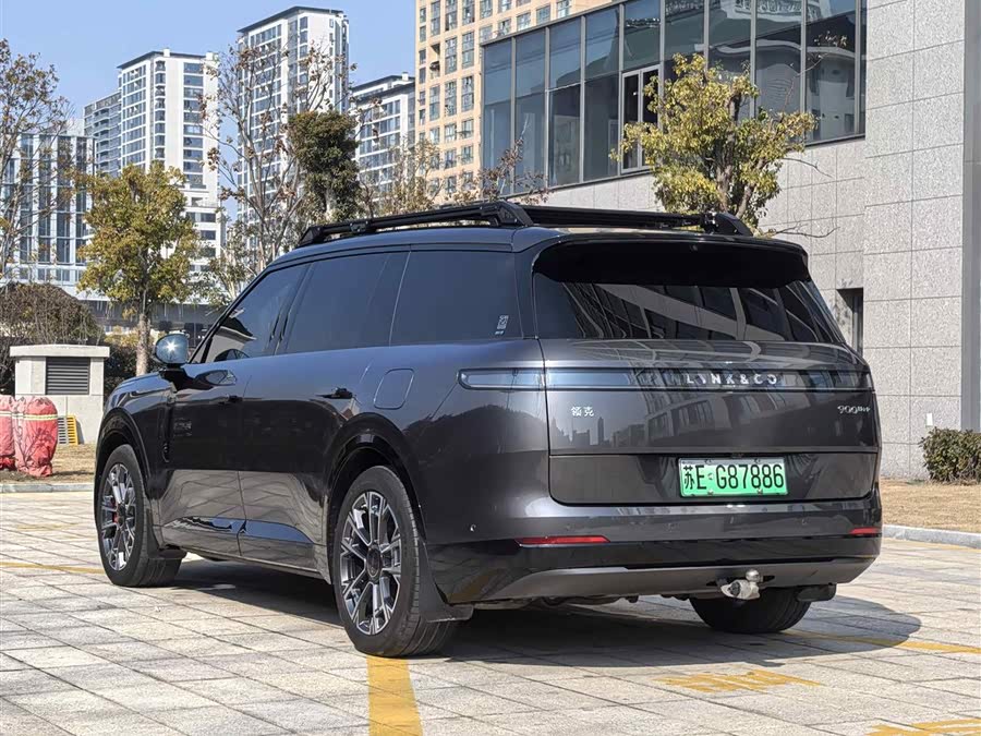 Lynk & Co 900 2025 car image #29