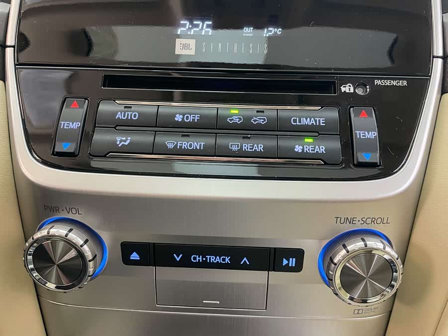 Toyota Land Cruiser 2016 car image #29