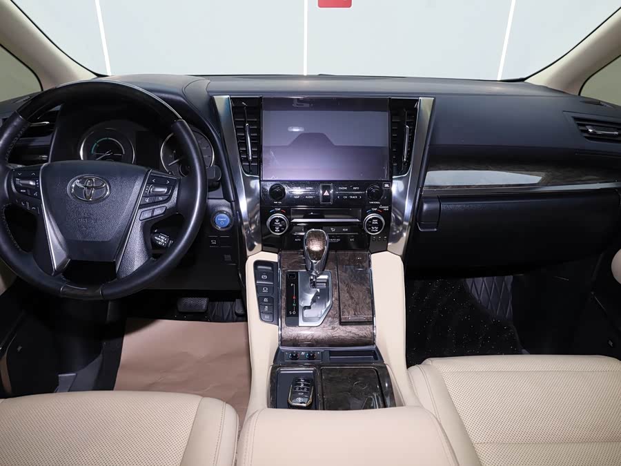 Toyota Vellfire 2022 #29 Toyota Vellfire 2022 صورة سيارة #29