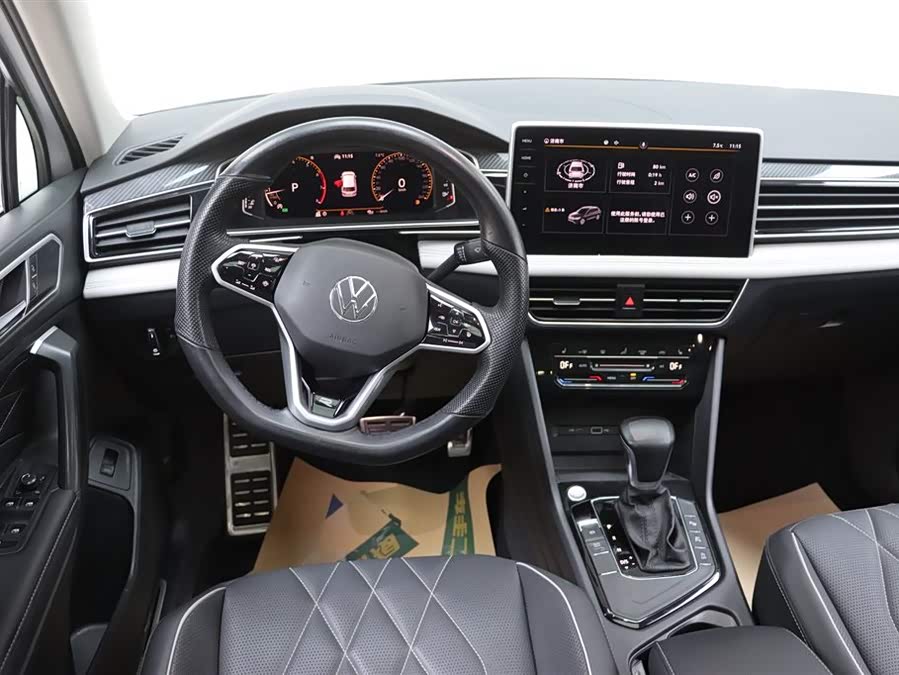 Volkswagen Tiguan L 2021 car image #29