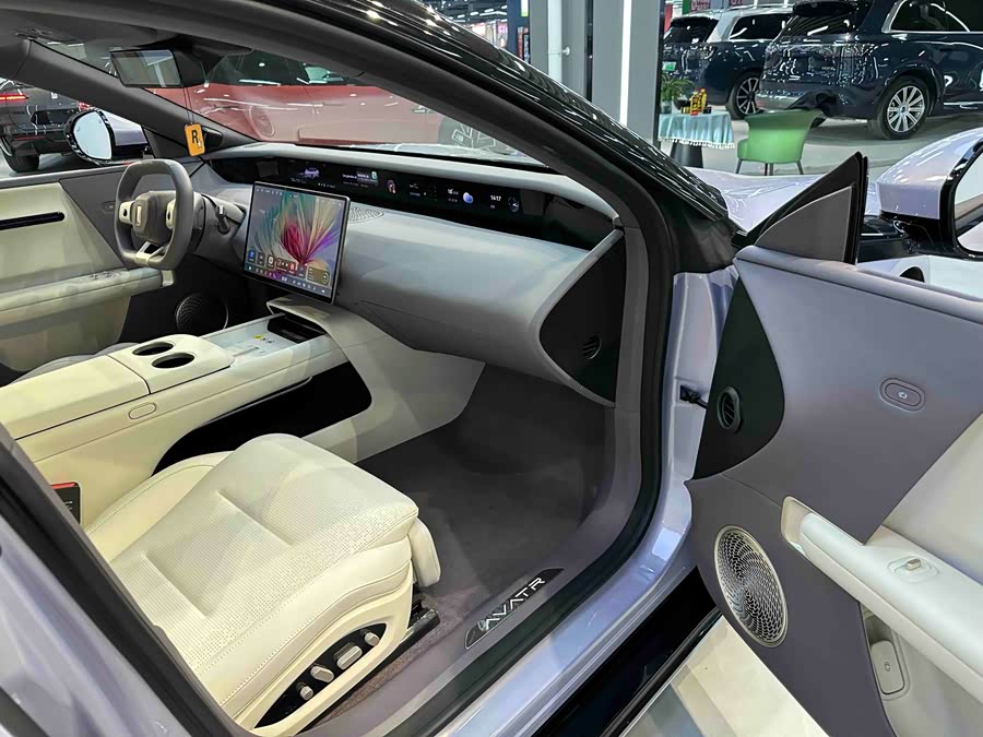 Avatr 06 2025 imagem de carro #29