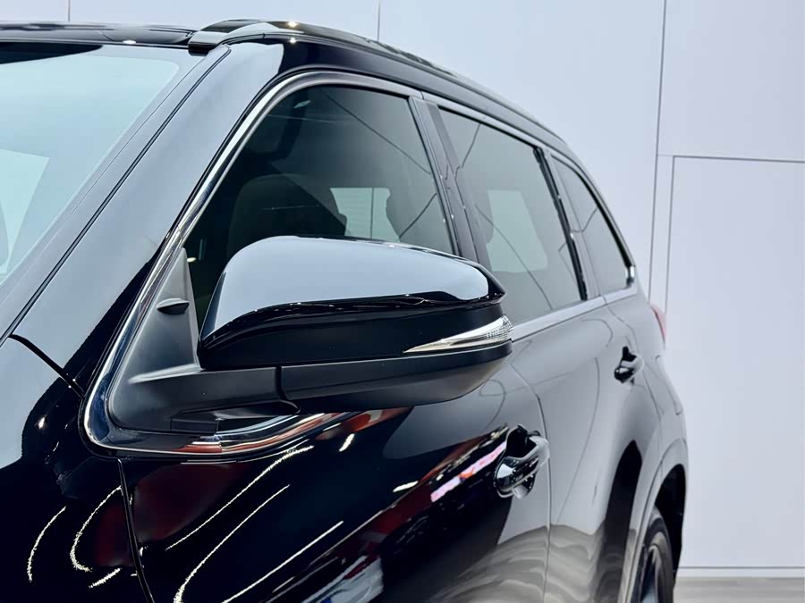 Toyota Highlander 2020 car image #29