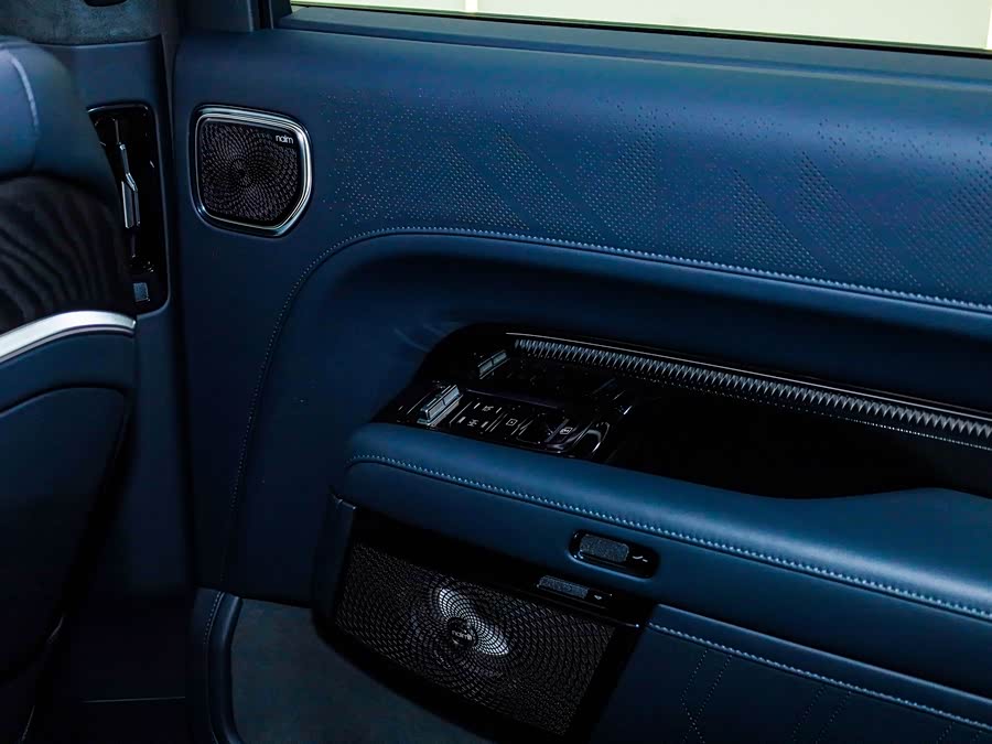 极氪 极氪9X 2025 汽车图片 #29