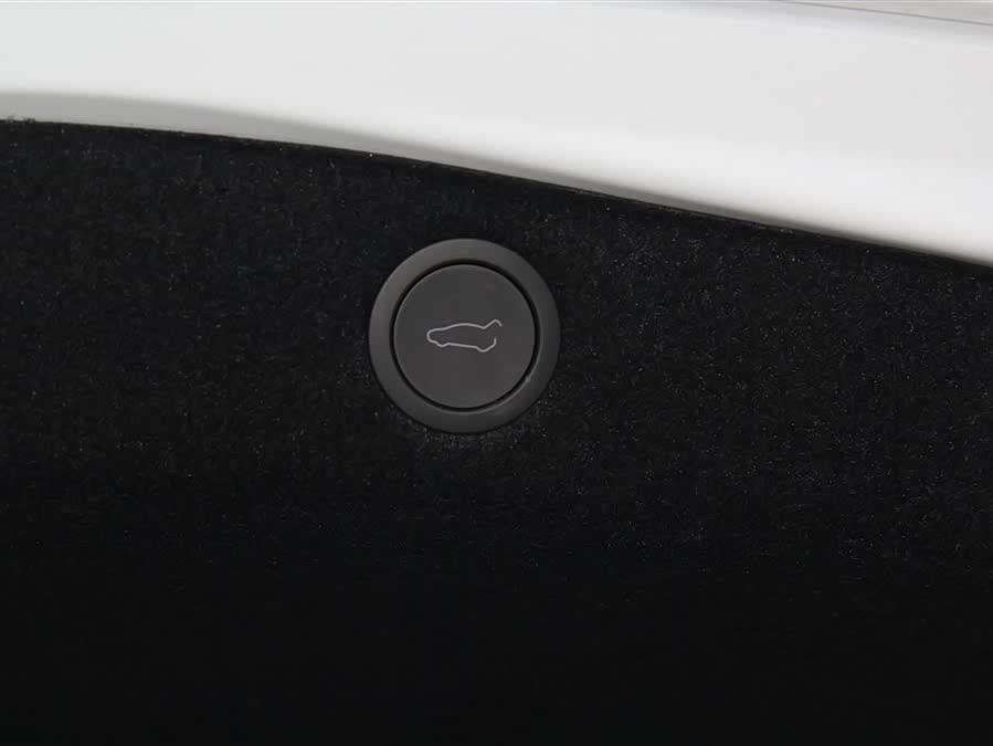 特斯拉 Model 3 2025 汽车图片 #29