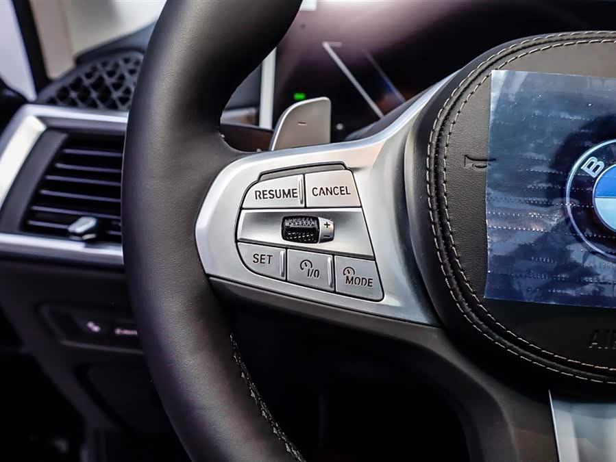 BMW X5 2026 immagine di auto #29